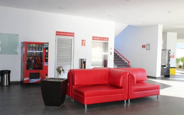 Loft Zona TEC, practical w view, gym, 1KSB terrace, 1 bathroom by Mty Living - Danis