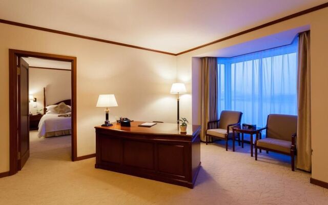 Changchun Overseas Chinese Hotel