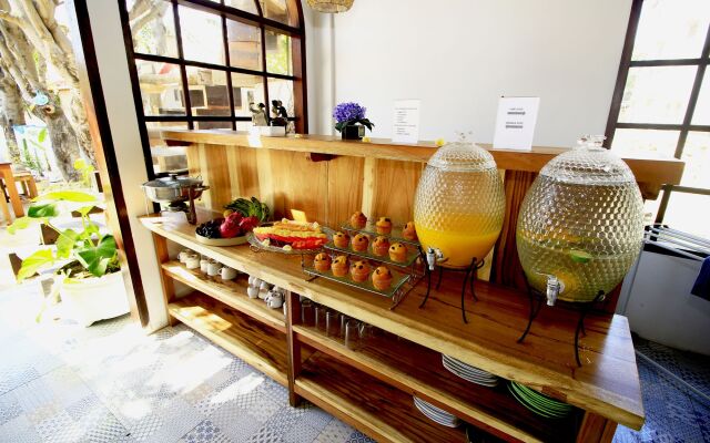 Gili Breeze Tropical Bungalows