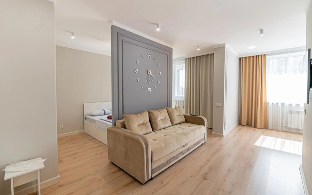 Золотой Квадрат