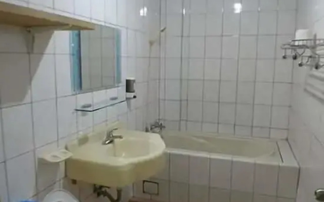 Sunshine Bed and Res