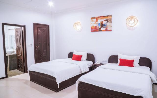 Angkor Yellow Villa
