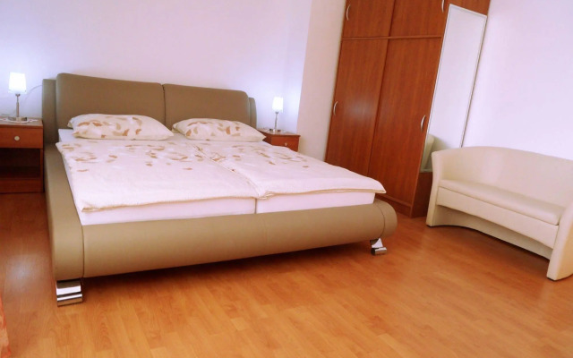 Adria Apartments