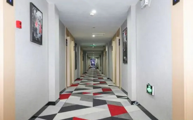 Shankee Hotel (Lüliang Fenyang Medical University Fenyang College) – Hotel Rooms – Luliang
