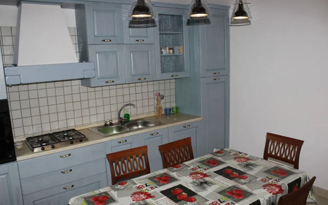 Palazzo De Donno App No04