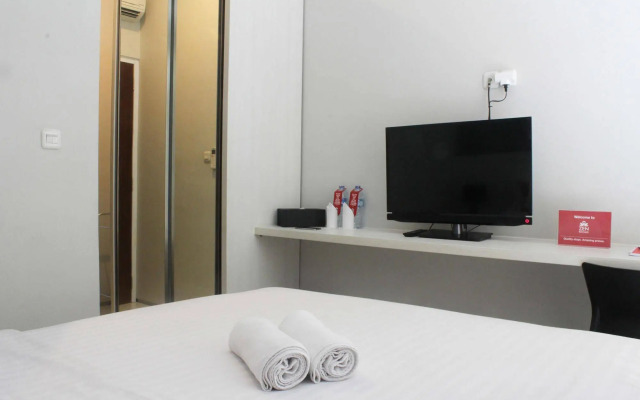 ZEN Rooms Kuningan Anggrek