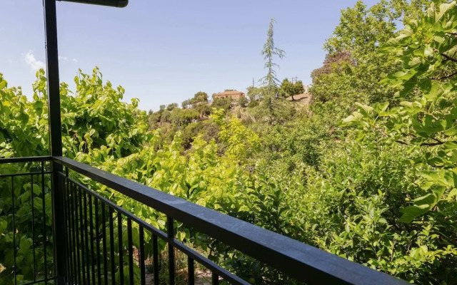 Secluded Holiday Home in Kalavrouza With Mountain Views,bbq
