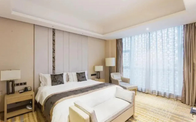 Days Hotel By Wyndham Chongqing Liangping