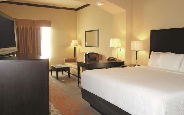 La Quinta Inn & Suites Eastland