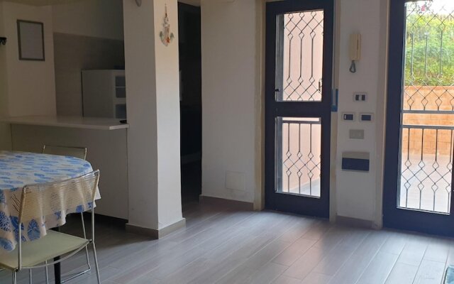 Apartment with 2 Bedrooms in Palermo, with Enclosed Garden And Wifi - 970 M From the Beach