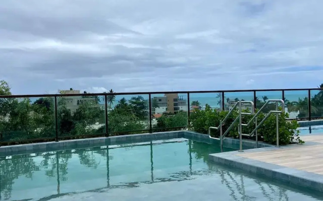 Flat a 120 metros das Piscinas Naturais