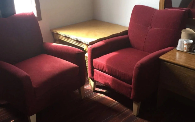 Adoba Hotel Naubinway