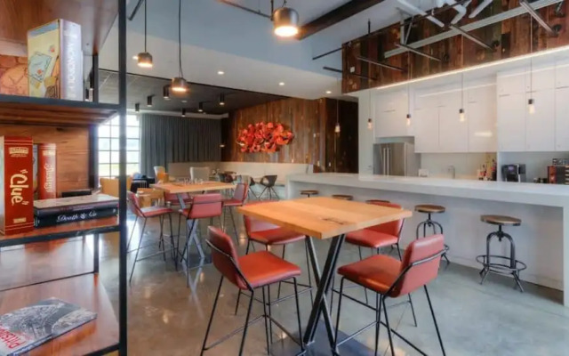 Cozysuites Modern 1BR Lawrenceville