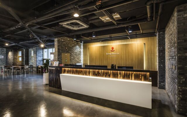 Kenny Stay Jeju Seogwipo