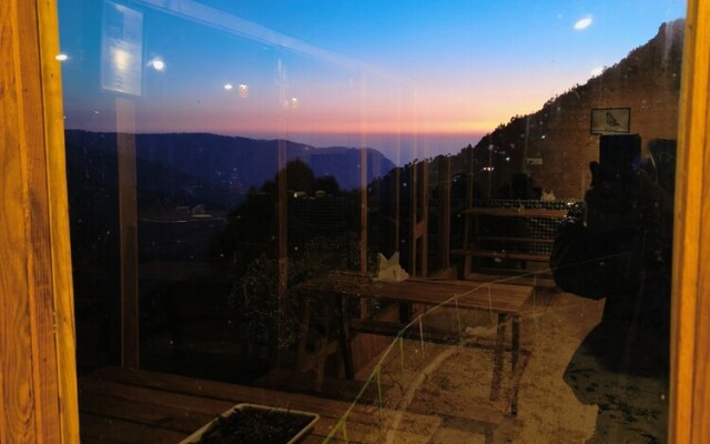 The sunbird retreat