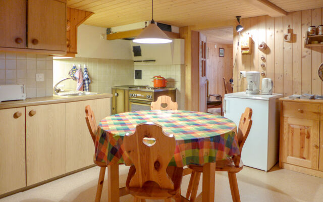 Chalet Esther