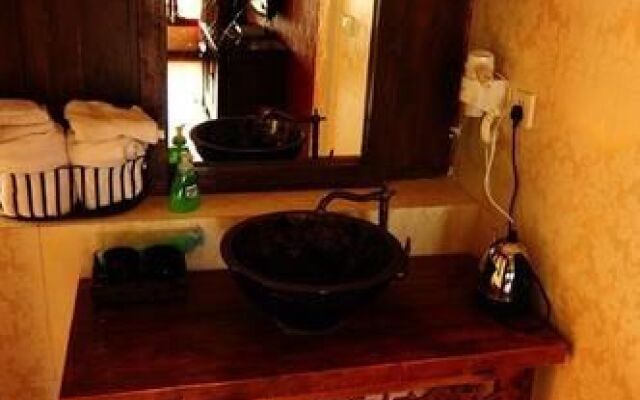 Lijiang Ancient City Ayutaya Hostels