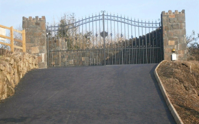 Glenn Eireann House