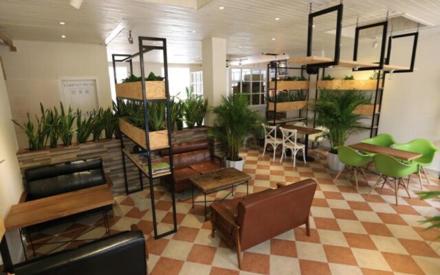 Chengdu Nova Traveller Lodge
