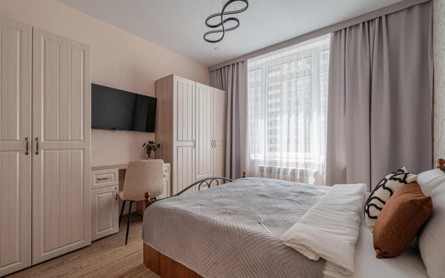 Лайт Апартаменты на улице Краснолесья 10/3