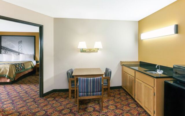 Super 8 Big Rapids MI