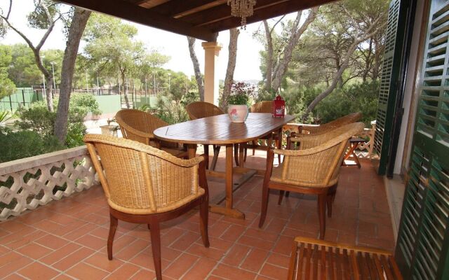 Villa Tenis