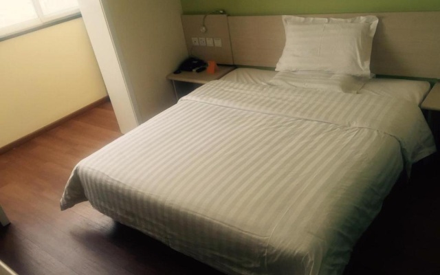 7 Days Inn Tianjin Jiaotong University Caozhuang Subway Station Branch – Guest Rooms – Tianjin