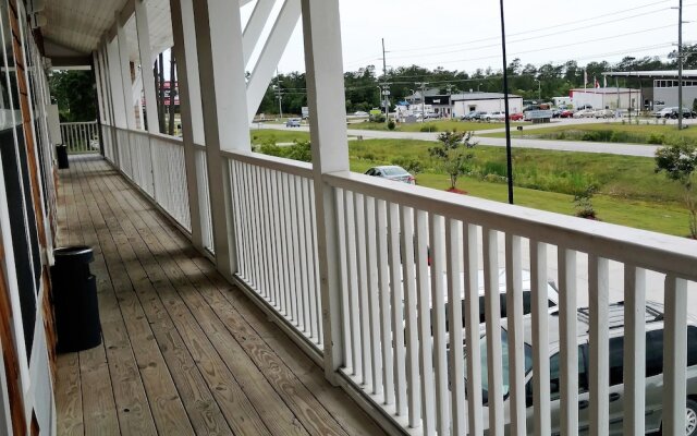 Topsail Shores Inn