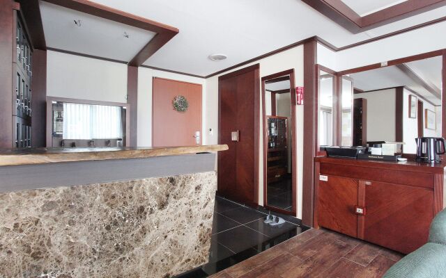 Noblesse Hotel