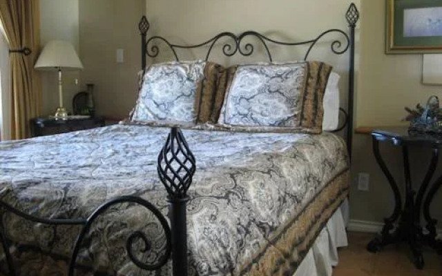 Royal Roads Oceanfront Vacation Rental