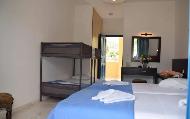 Karavostasi Beach Hotel