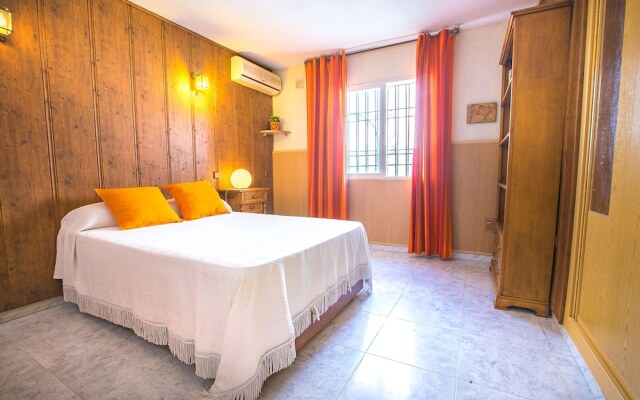 Oleholidays Villa Loleta