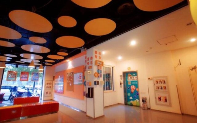 Pod Inn (Suzhou Yuexi Metro Station)