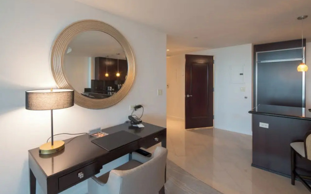 Residences at Fontainebleau Miami