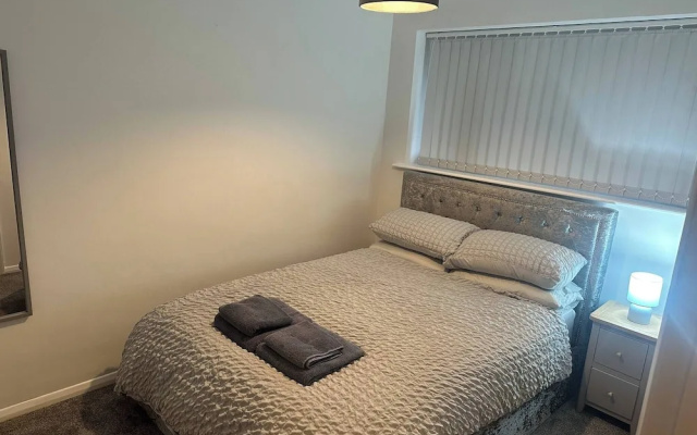 Willow House Sleeps 4 Family Travel Seaside Stay