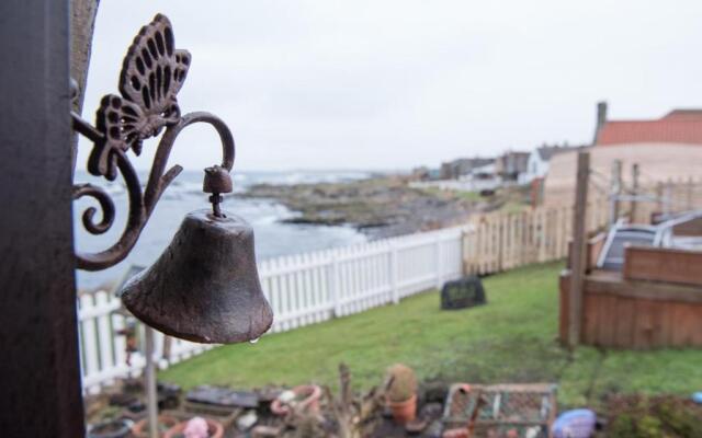 Pew With a View - Seafront Cottages