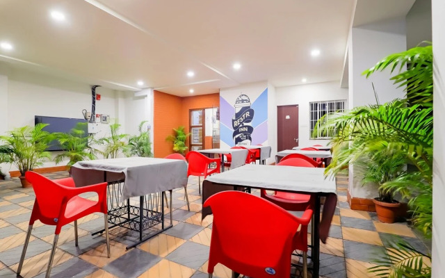 Restr Inn Manish Nagar