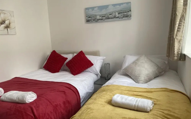 Octagon Apartment 1