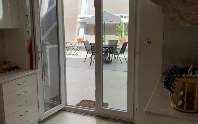 DuMont Lisbon Guesthouse