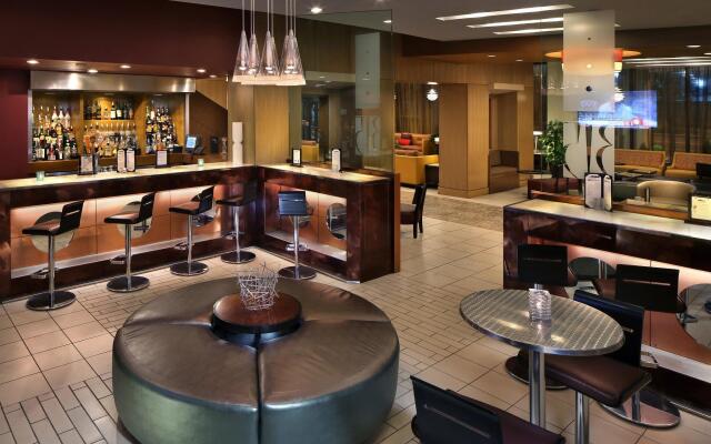 DoubleTree by Hilton Hartford Downtown