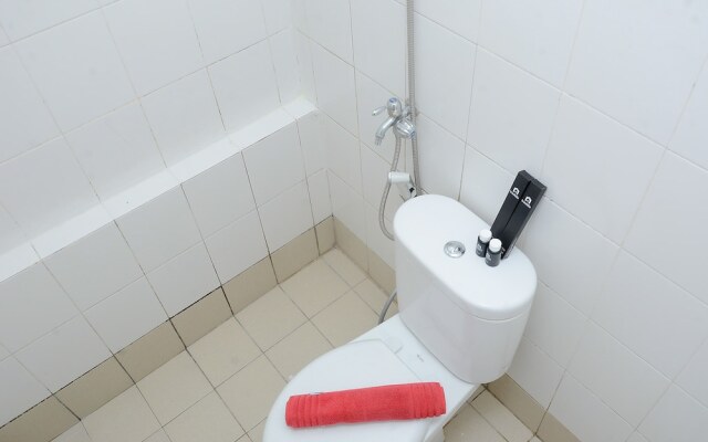 Comfy and Simply 2BR at Bassura City Apartment near Mall