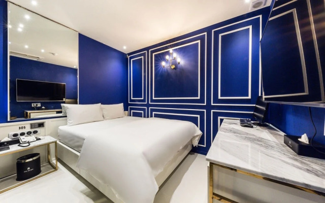 Yeoksam Hotel the Muse(호텔 더 뮤즈)