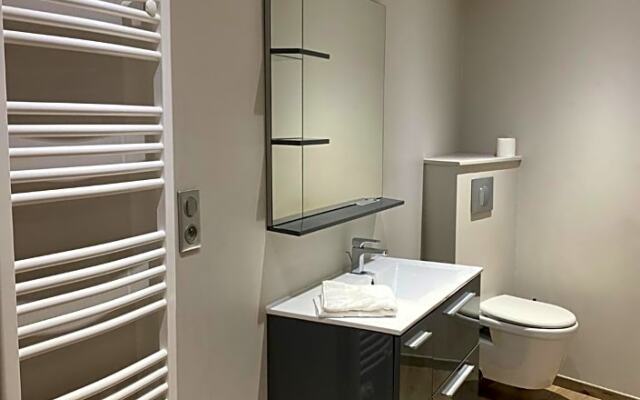 Logis Du Champ De Mars