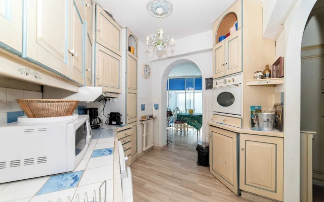 Residence Les Voiles Blanches - Postcard View on the Croisette