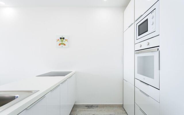 906. Luxury Paraiso Apartment With Sea View