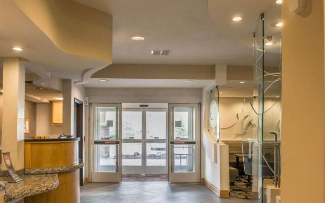 Comfort Suites Monroeville