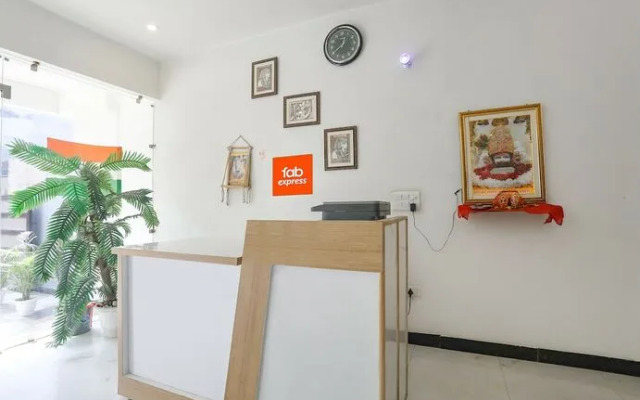 Fabexpress Vivaan Suites