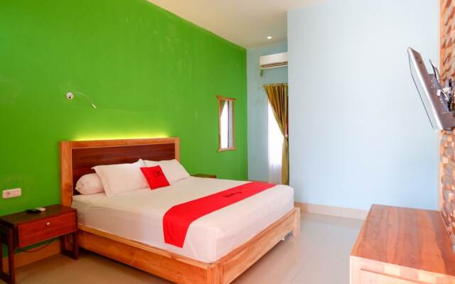 Tatura Village by RedDoorz