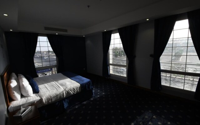 Ideal Home Hotel