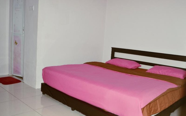 Hotel Kuang Hua – Guest Rooms – Sitiawan